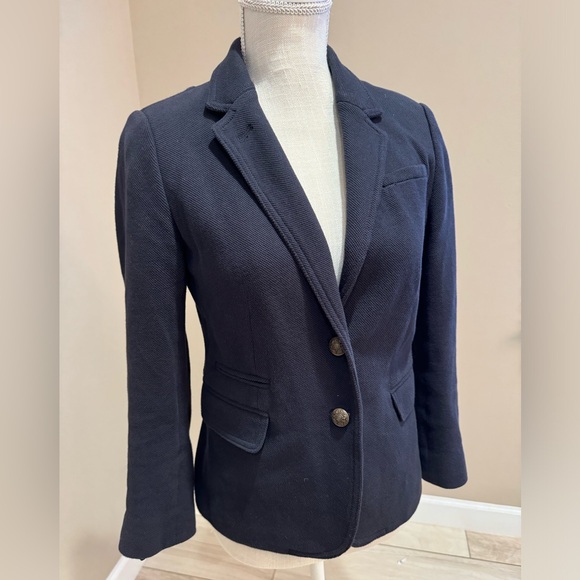 Preppy Navy Banana Republic Blazer - Picture 2 of 9